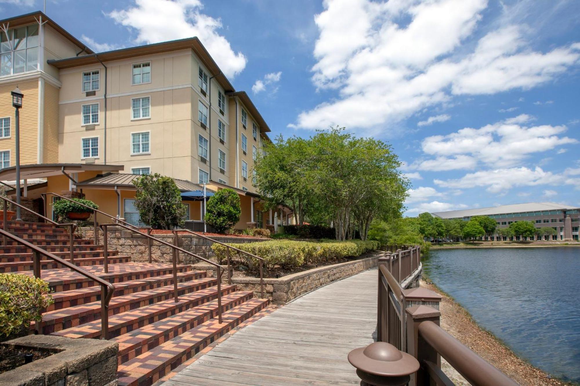 Hotel Indigo Jacksonville-Deerwood Park By Ihg Εξωτερικό φωτογραφία